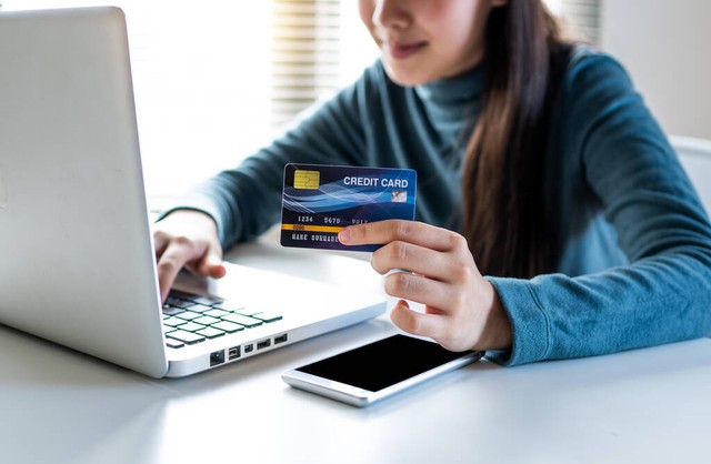 炒期货和炒股票哪个风险高,一步步指导炒期货开户的完整流程