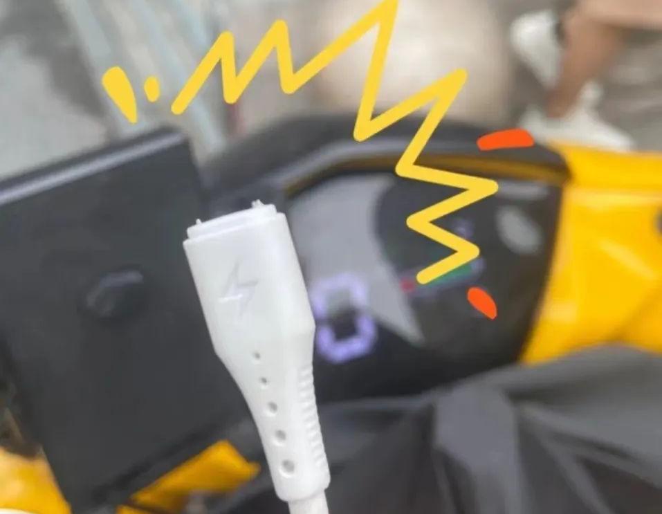 天啊,在网上刷到了前老板的送外卖日记#X351