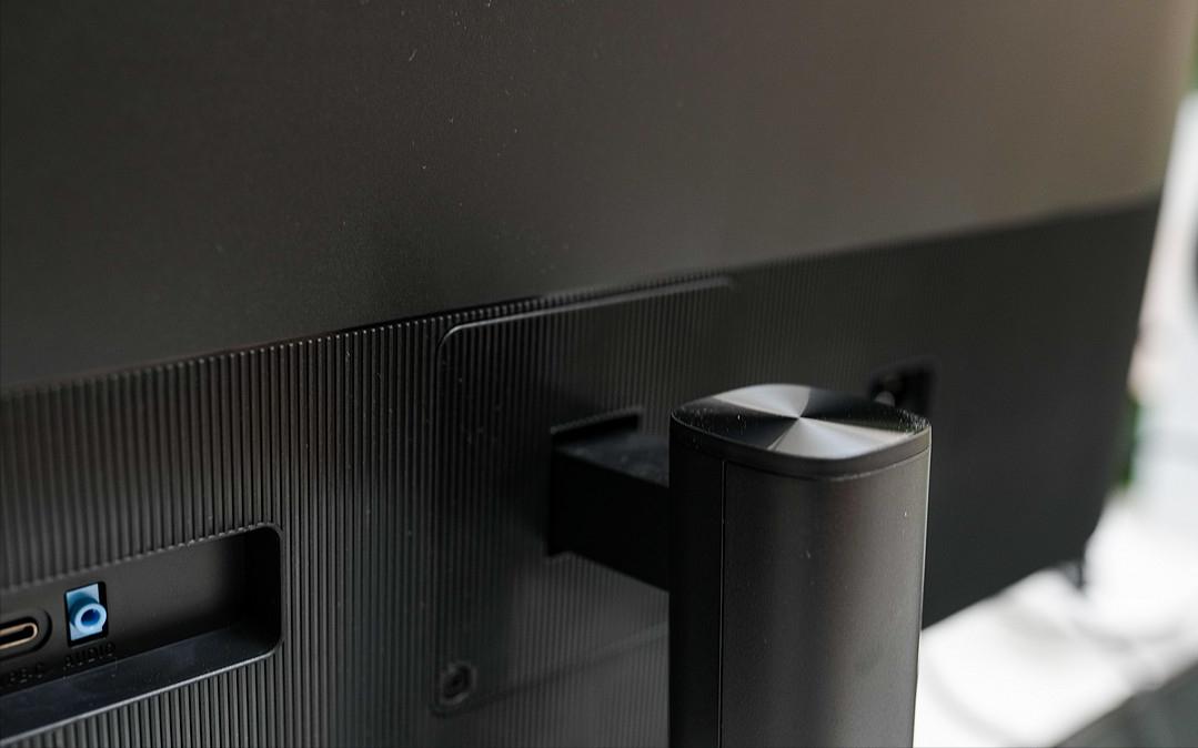 不仅是显示器，而且还是智慧屏！28寸4K元创师H28显示器使用体验