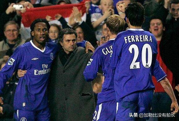 穆里尼奥与纽卡斯尔联签约,穆里尼奥接手蓝军第一战