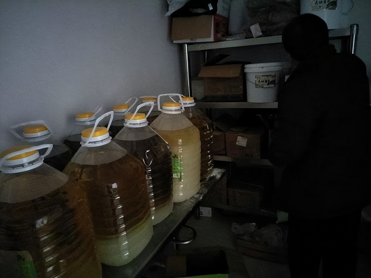 馒头冻冰箱会产生黄曲霉素吗,冰箱冷冻的馒头会产生黄曲霉素吗