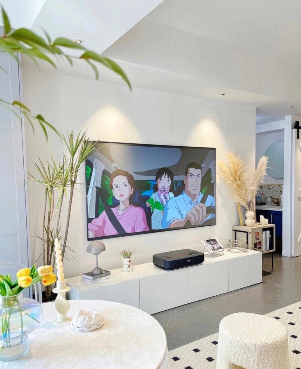 海信激光电视是什么样的电视,海信的激光电视好还是液晶电视好