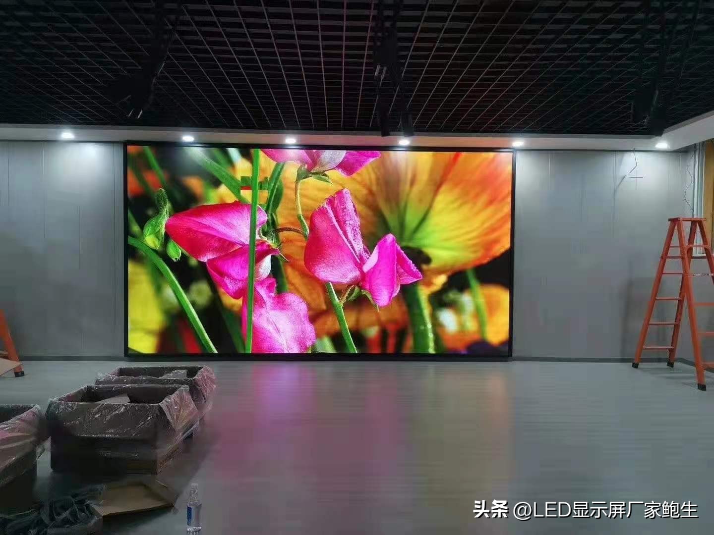 会议室led大屏报价表,小间距会议室led屏性价比高