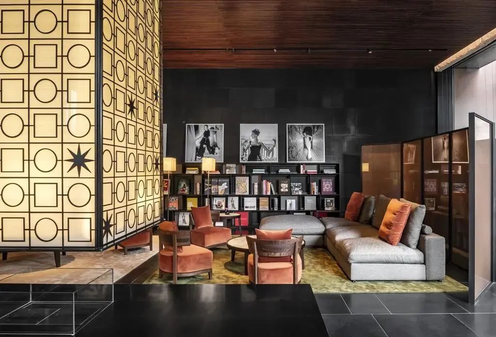 国内有钱也住不了的酒店,东西买不起怎么办