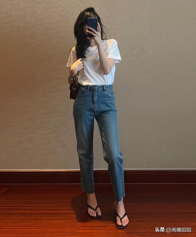 裙裤洋气减龄清凉短袖t恤百搭,2022潮款洋气t恤配背带裤