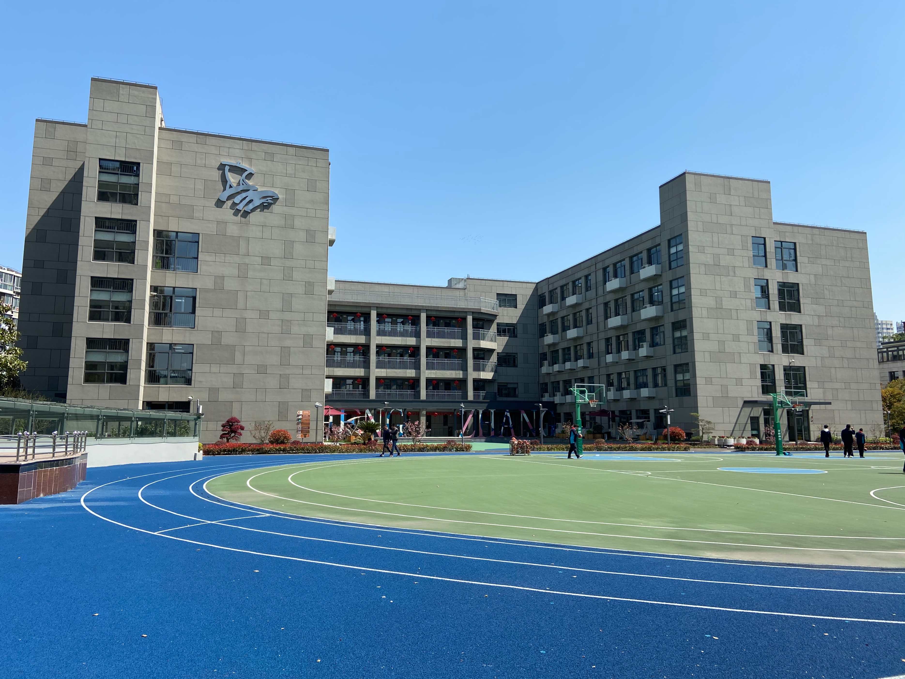 上海四所超级中学,上海四大名校之首上海中学