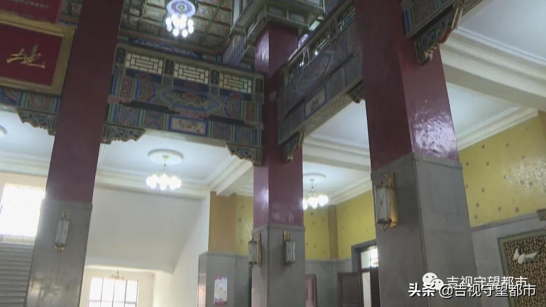 《人世间》又一“回忆杀”：地质宫变身“吉春站”