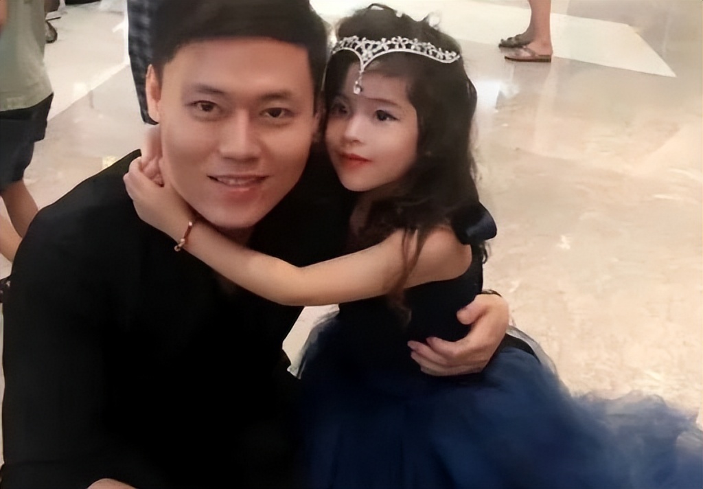 乌克兰美女嫁中国小伙七年变化,河南小伙24年前迎娶乌克兰美女