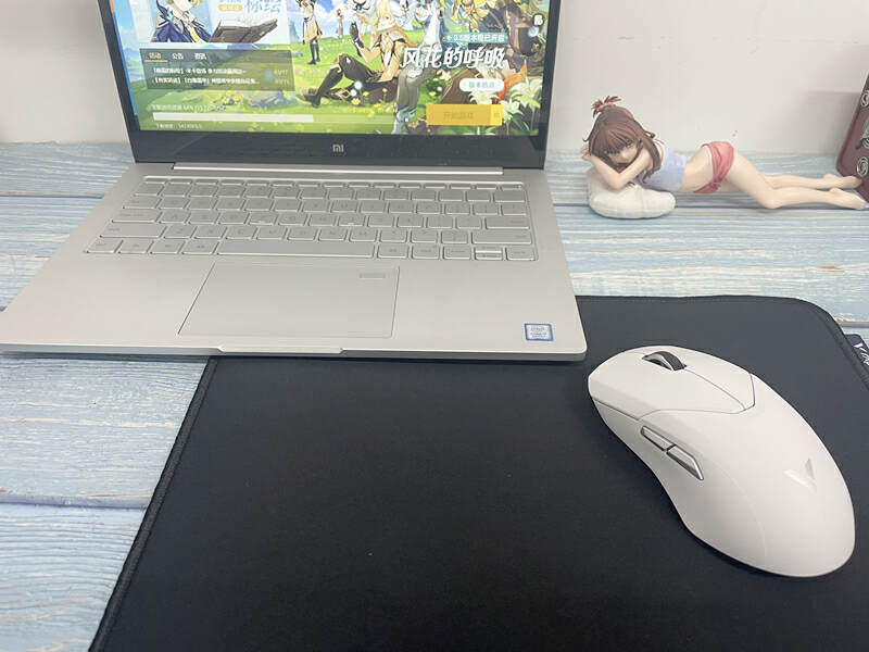 雷柏vt960s无线游戏鼠标评测,轻量化长续航雷柏vt9