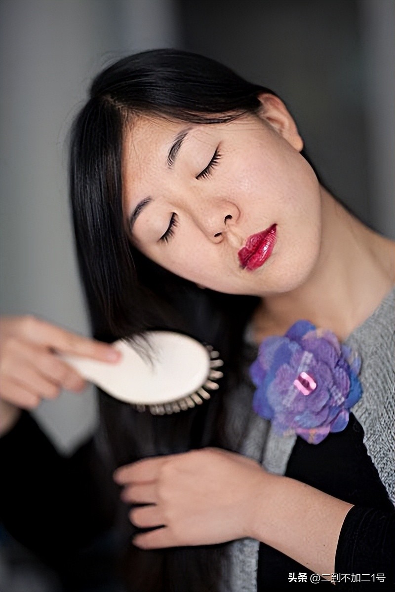 乌黑亮丽的头发保养秘籍大公开,头发养护养出柔顺发质