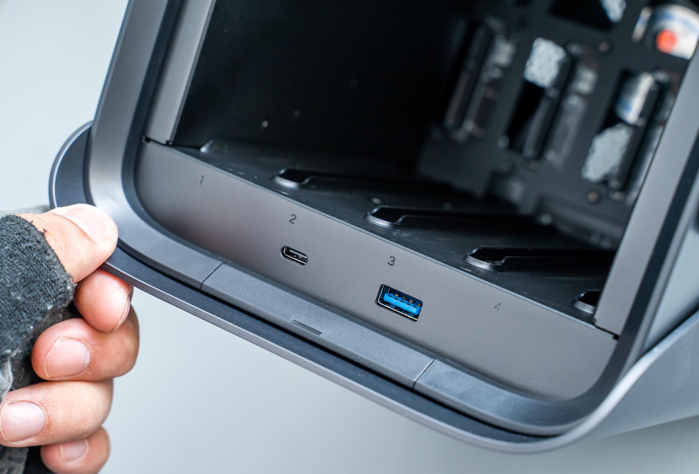 nas极空间z4s,极空间nas发布会