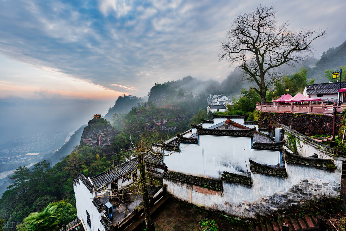 齐云山度假区半夜能露营吗,齐云山免费露营地点