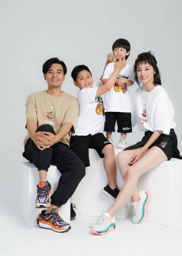 唐嫣自曝和罗晋隔空互动超甜蜜,唐嫣与罗晋甜蜜如初