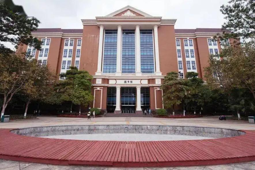 很有背景就业比211还好的四所大学,15所招不满的985大学压线就能过