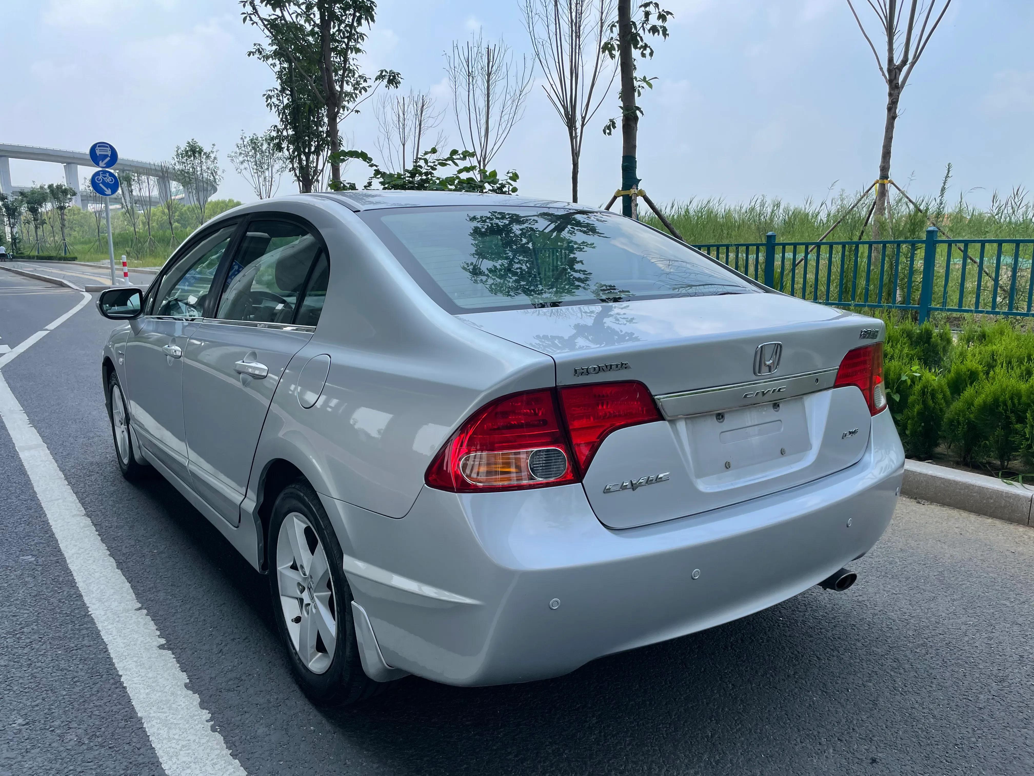 2010年的极品思域能值多少？