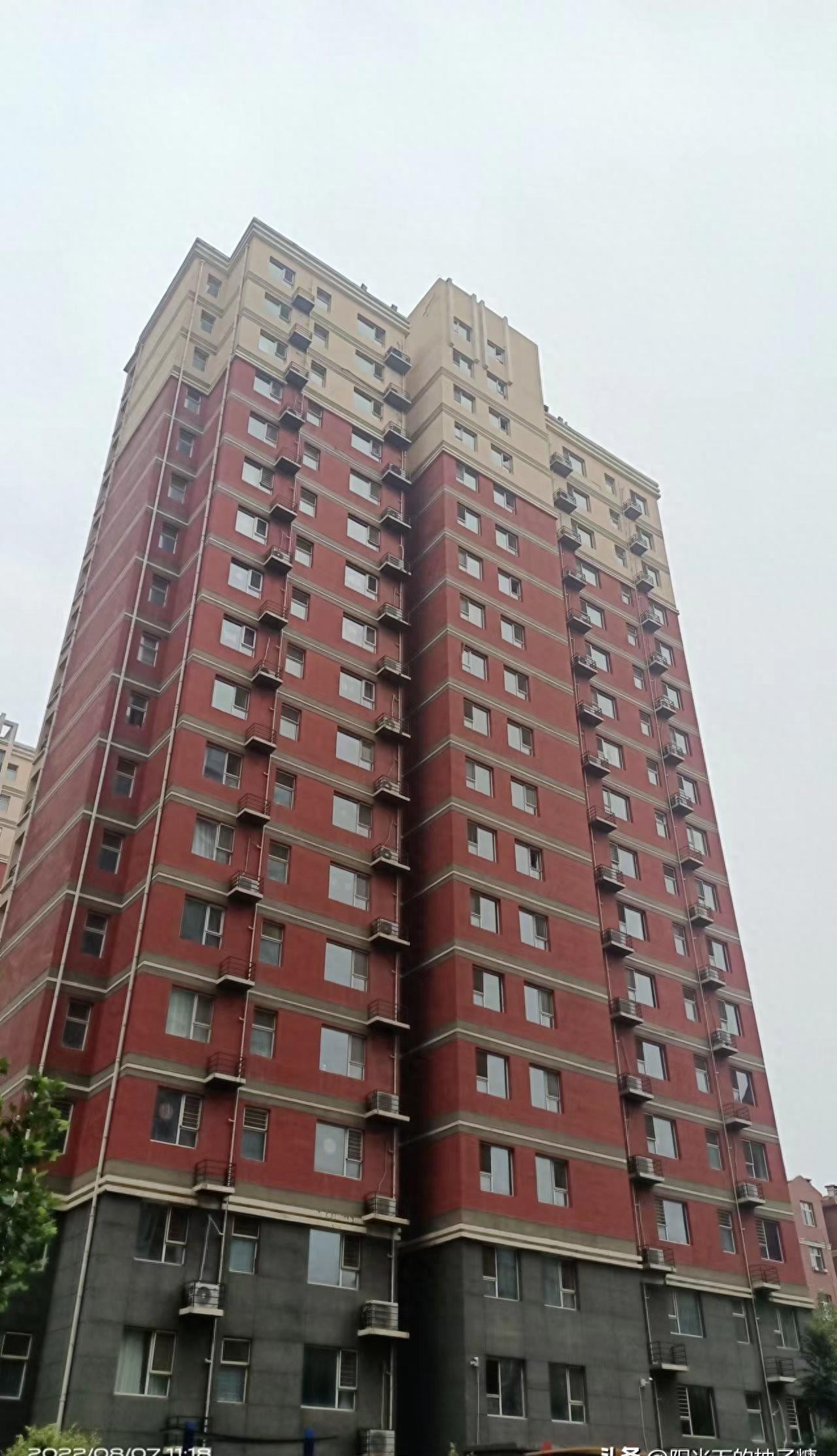 别人蹭楼下的暖气怎么解决,邻居蹭楼上地暖两年的结局