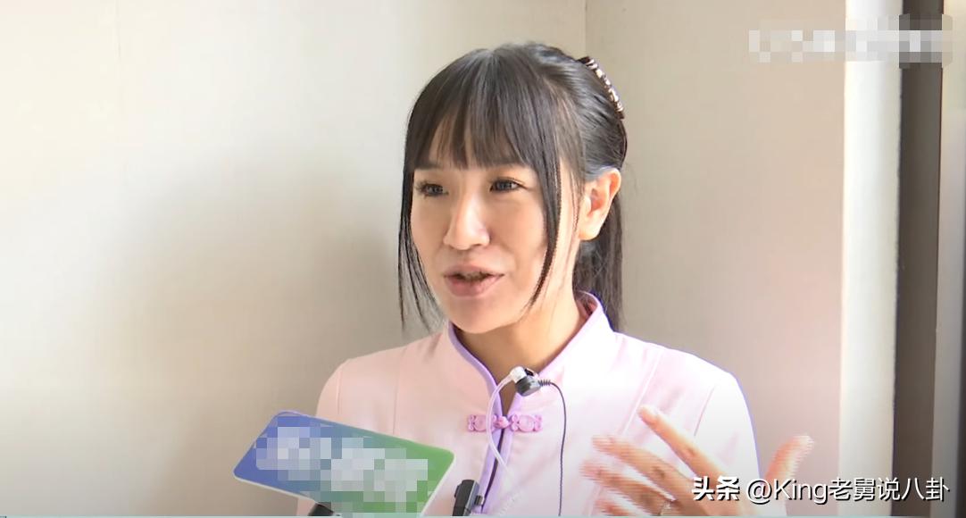 又一位女性因铁门生锈事件暴红，引发热议