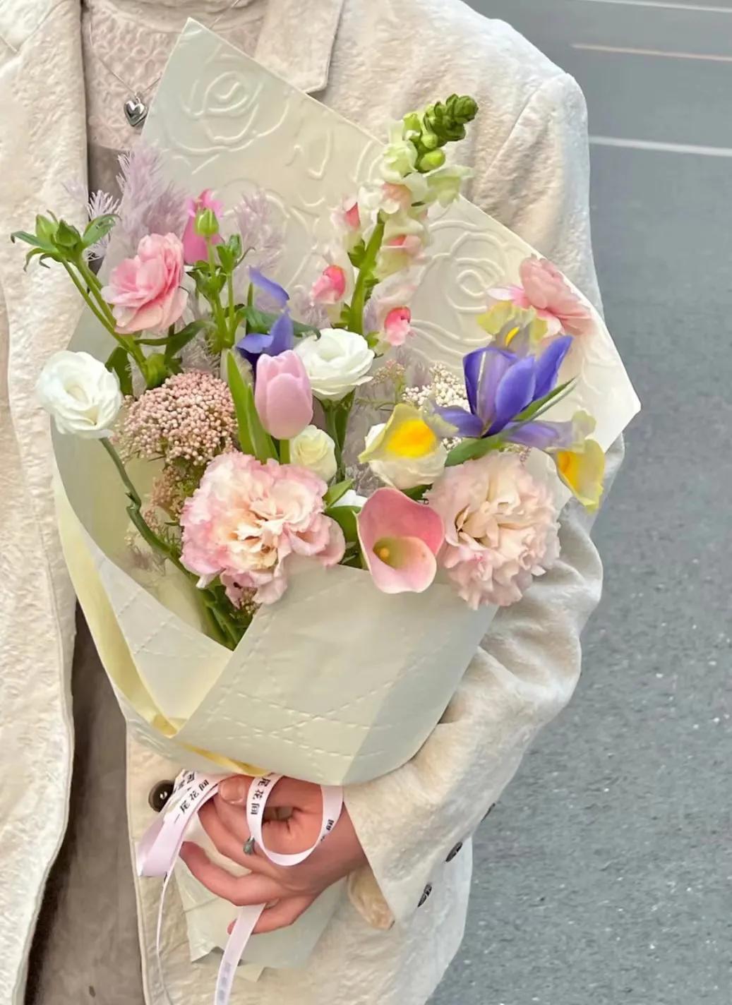 关于情绪的深度解析文案,情绪文案与生活无关