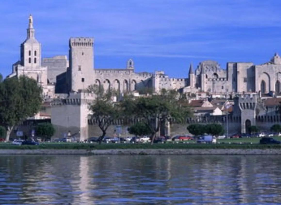 澶栧浗鏁欏閲屽叏鏄腑鍥界暀瀛︾敓,涓浗鐣欏鐢熸暀瀹ら噷閮芥槸涓浗浜哄悧