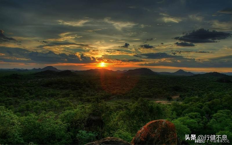 关于青山的诗句古诗名句,青山的经典诗词