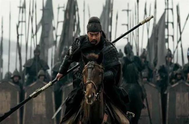 关羽身长九尺髯长二尺有多高,身高九尺的关羽相当于现在多少米