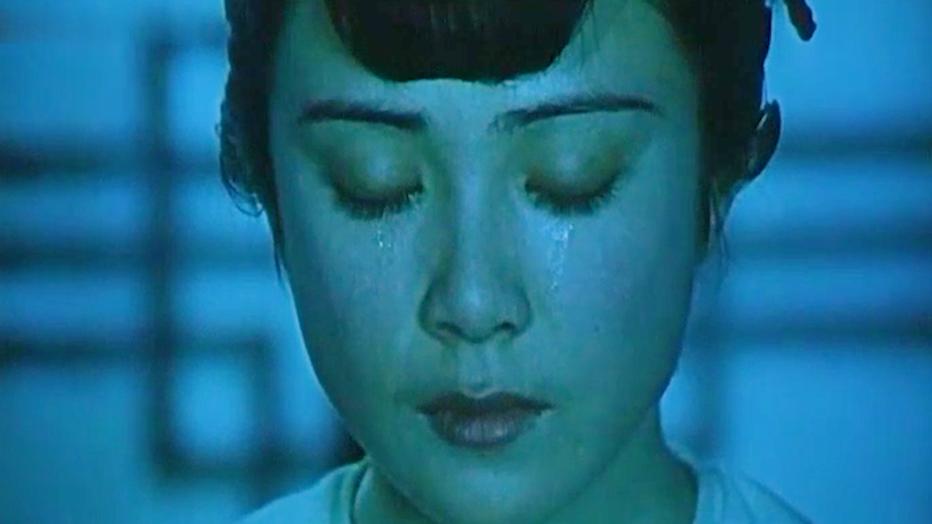 旧社会妇女悲惨命运的老电影,旧社会妇女悲惨命运的电影