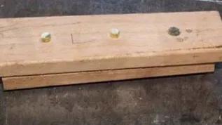 自攻螺丝木板开裂,怎样给木板拧螺丝不裂开