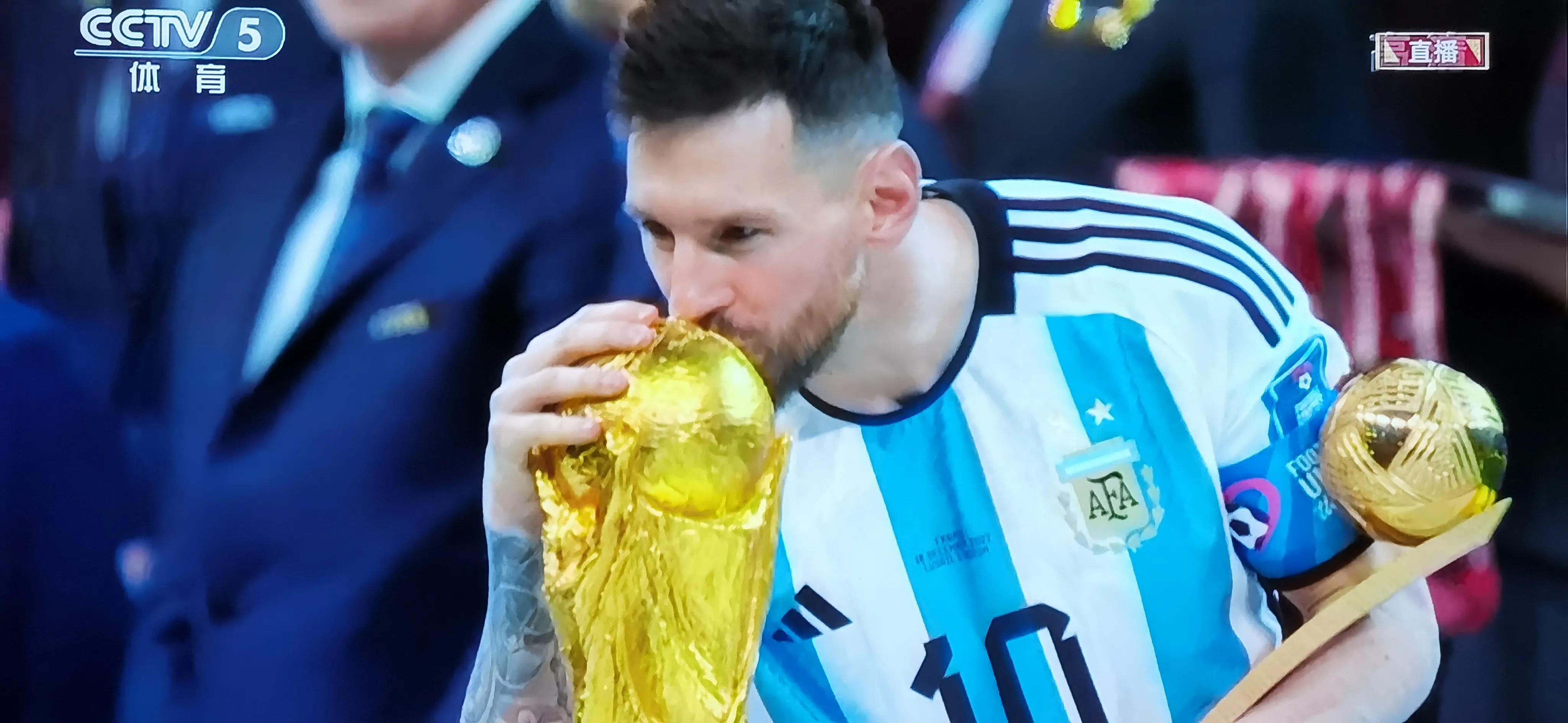 阿根廷完成三连冠梅西创造的奇迹,阿根廷三冠加冕