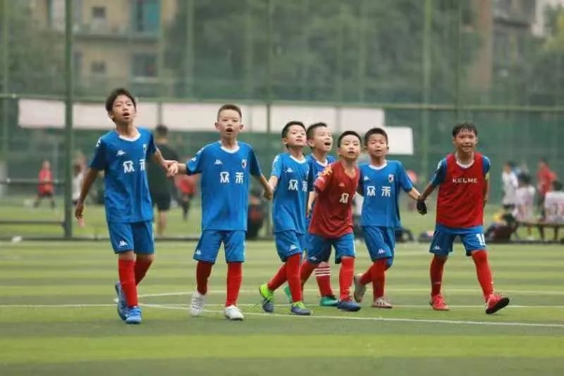 踢球影响学习,踢球影响考试吗