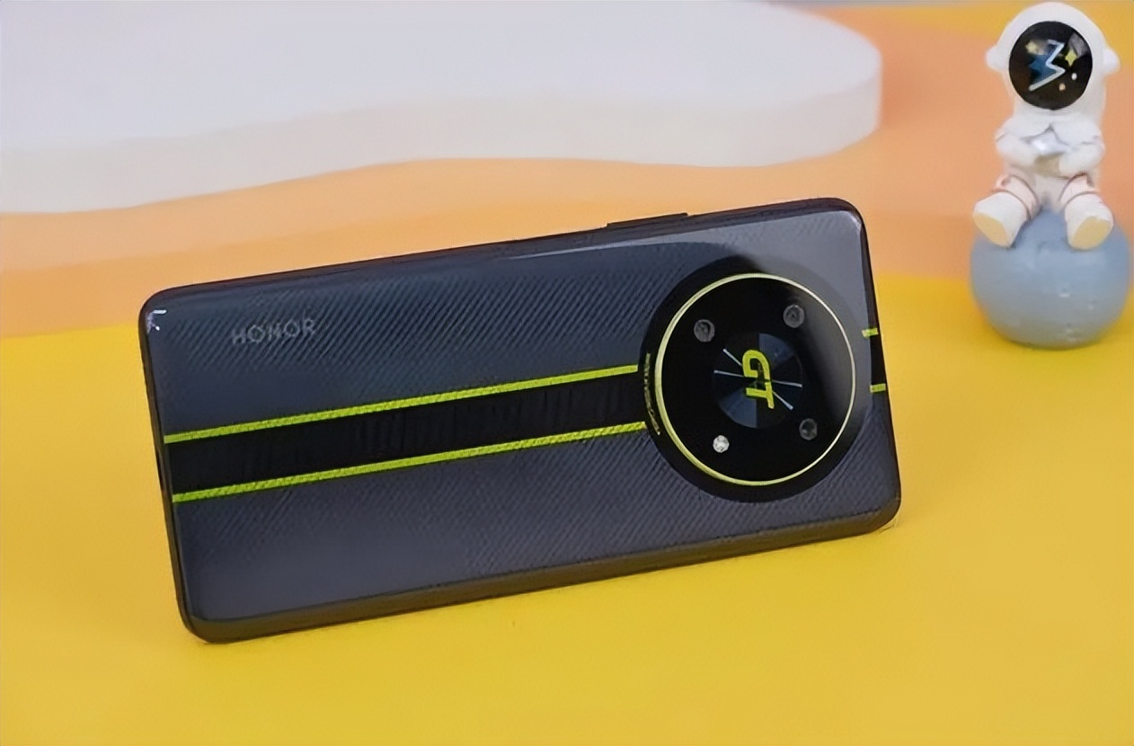 荣耀最不值得入手的机型,荣耀最值得买的三款机型