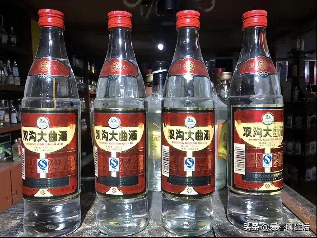 鲜酿啤酒过期了会怎么样,过期的啤酒还能喝吗百威