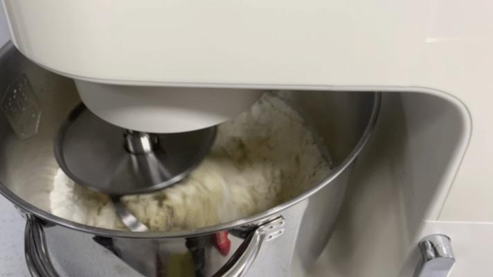 千元级厨师机的性价比之王——长帝企鹅顶顶,揉面、打发不用手