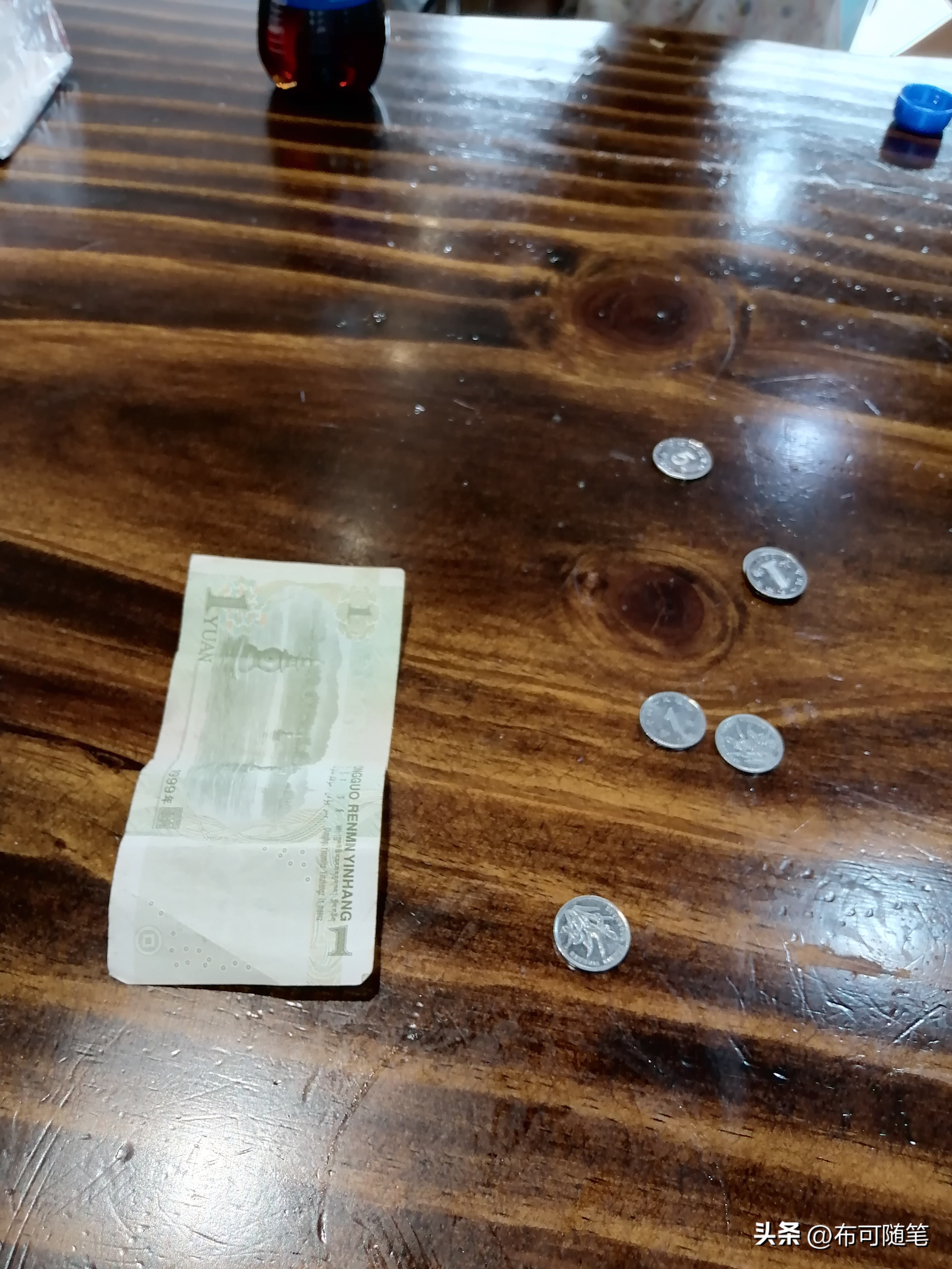 布可随笔：8岁小孩乱吃零食乱花钱，这个爸爸找到了一个好的办法