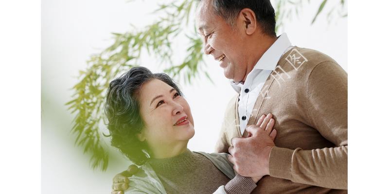 老同学父亲去世,老同学的父亲去世同学应该怎样说