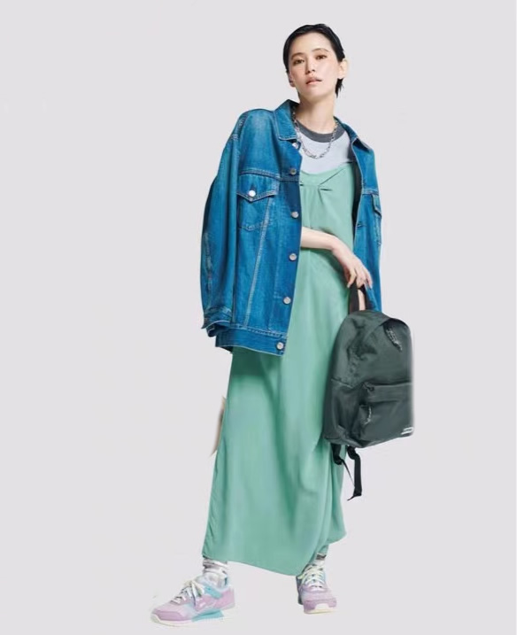 既便宜又好看舒服的秋季运动鞋,秋冬流行什么颜色的运动鞋