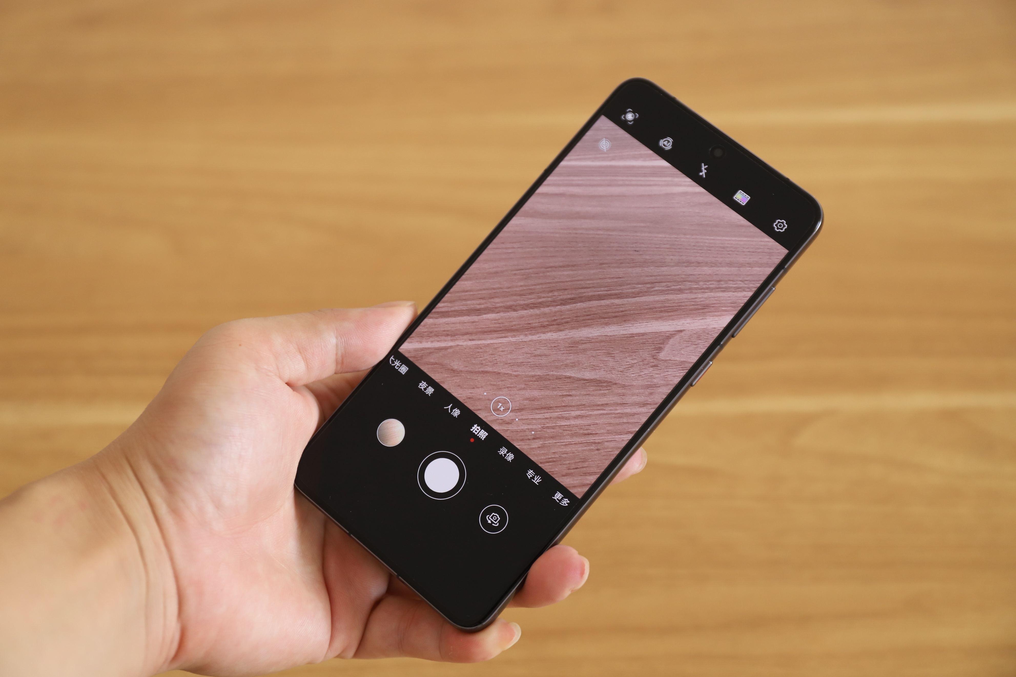 现在华为mate50还值得购买吗,现在还值得买华为mate50吗