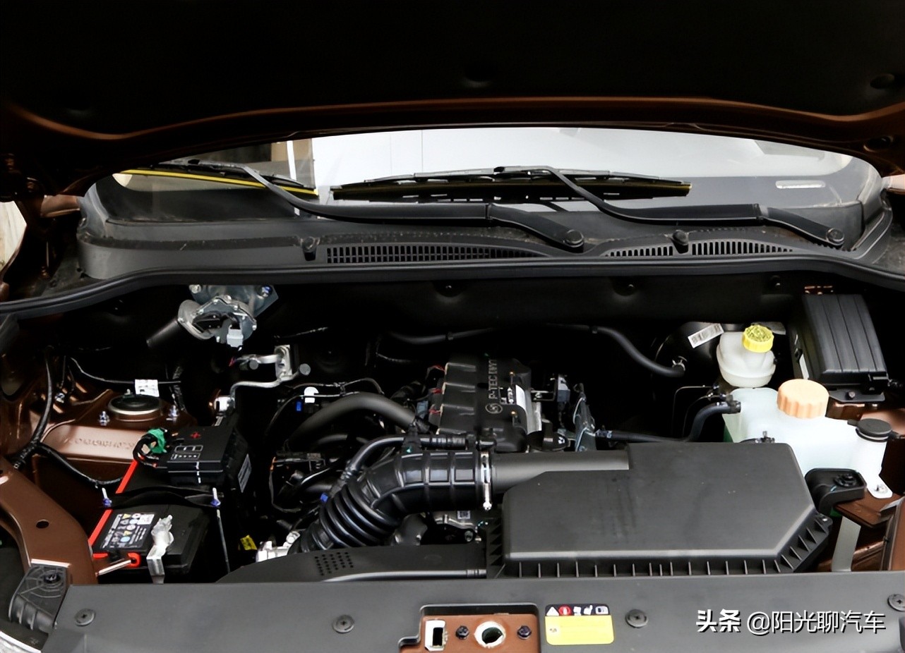 五菱宏光s31.5自吸的动力够不够用,老款五菱宏光有没有涡轮增压