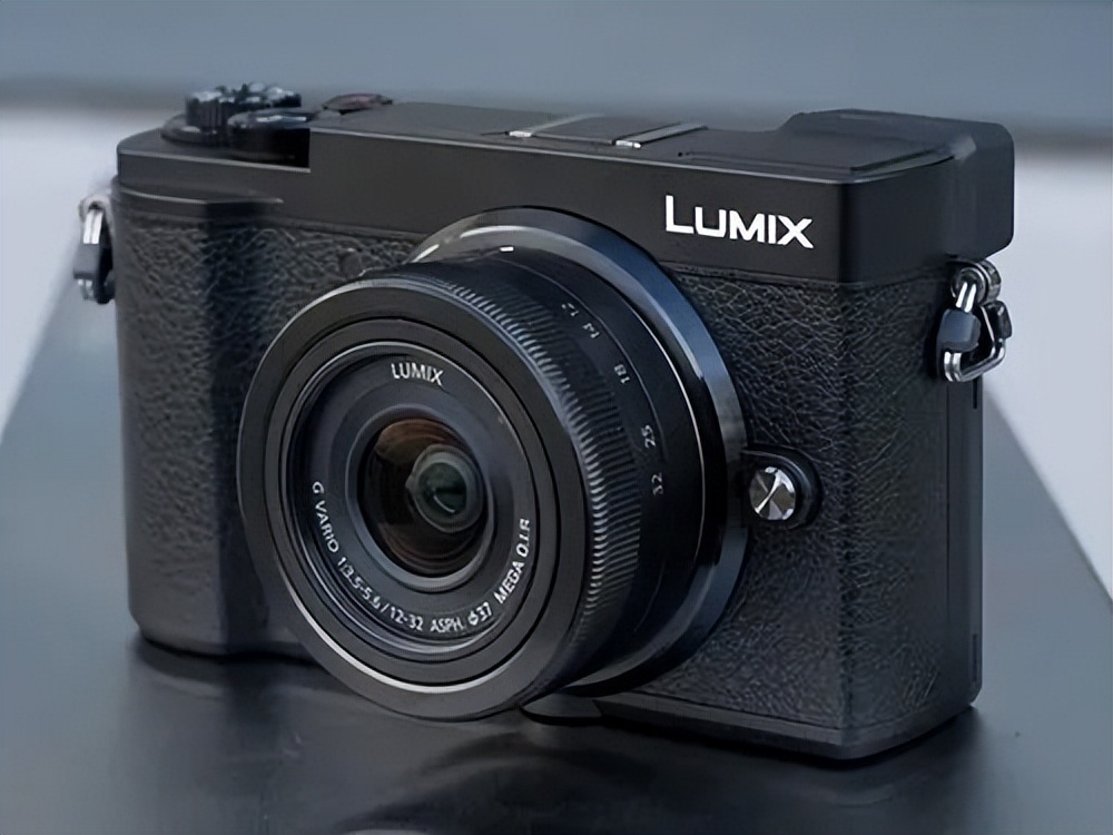 新手应该选什么入门相机,佳能入门级单反相机2000元左右