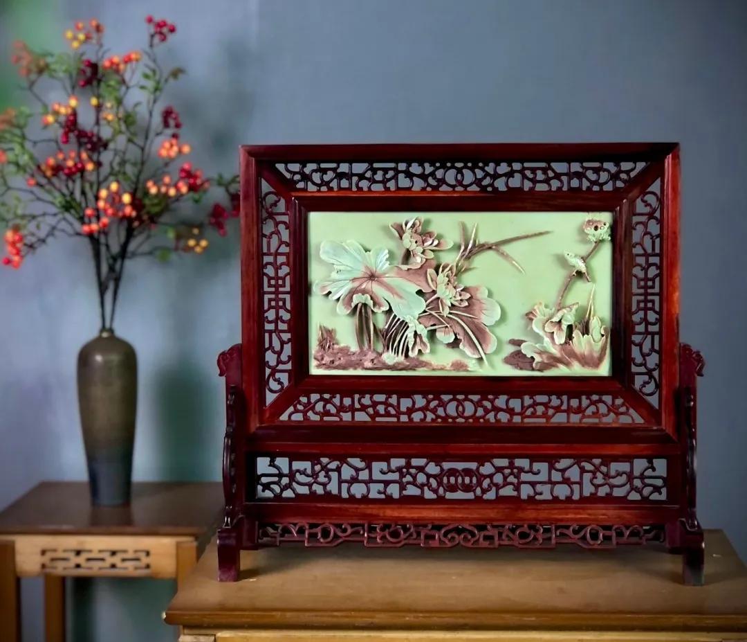 贵州紫袍玉带石雕有限公司,贵州紫袍玉工艺品