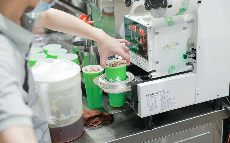 奶茶店怎样引流到外卖平台,奶茶店没有生意如何做引流