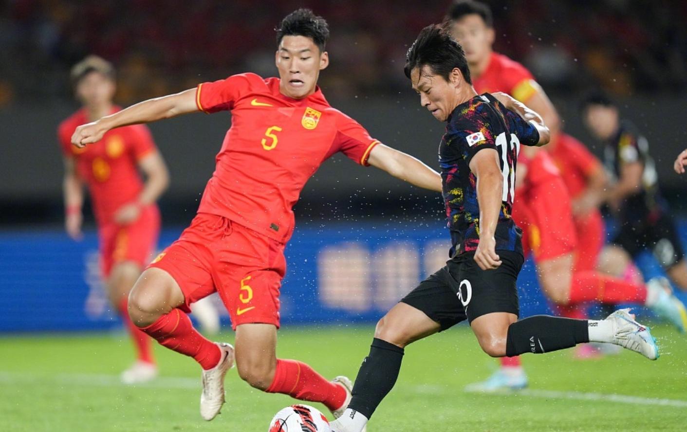 韩媒盘点中国足球被吐槽,中国足球踢韩国