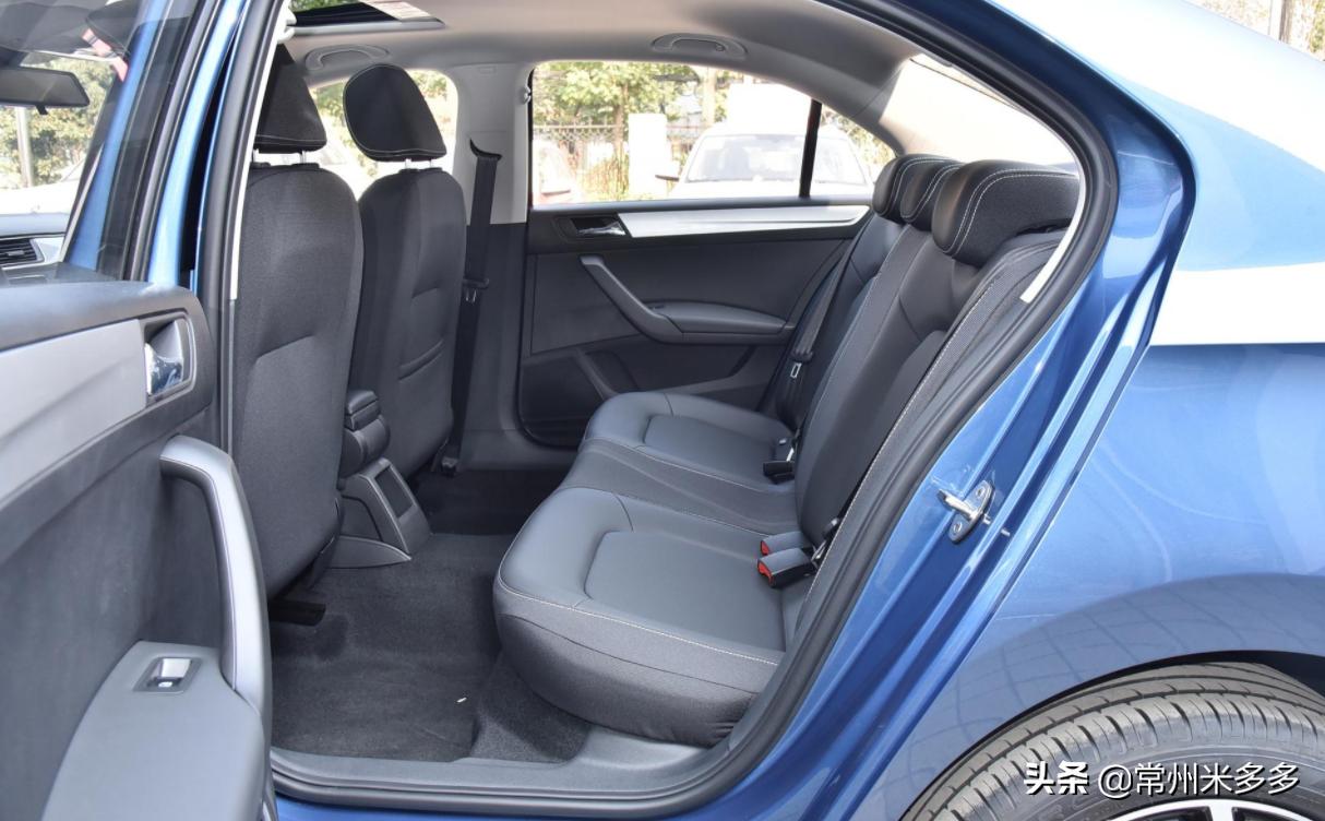 斯柯达7.98万,2022款斯柯达昕锐驾驶体验