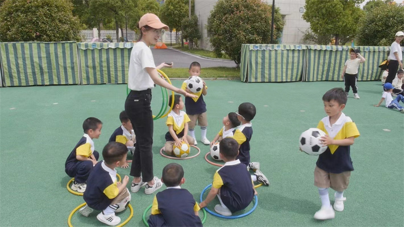 强体魄抗疫情,节奏感强的抗疫舞蹈