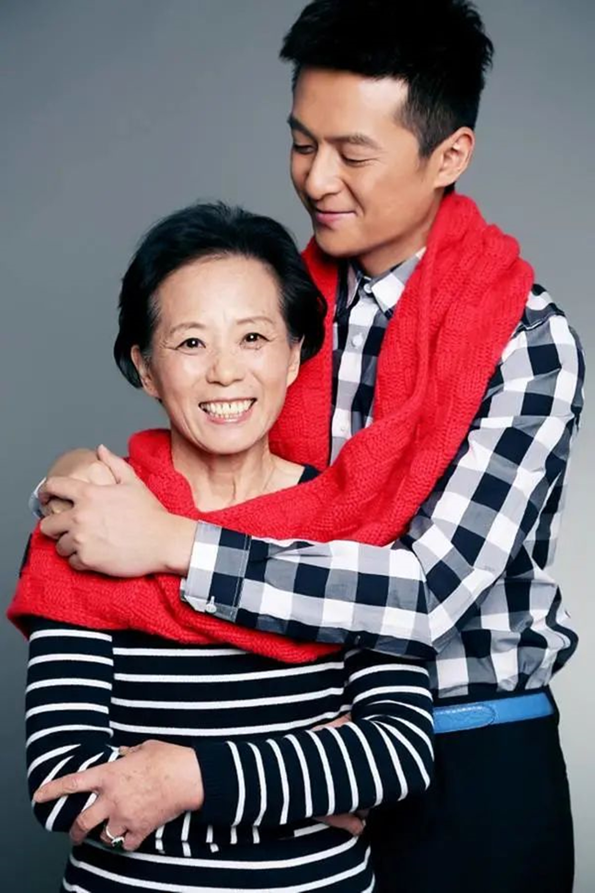 15位明星群居生活,15个过气演员