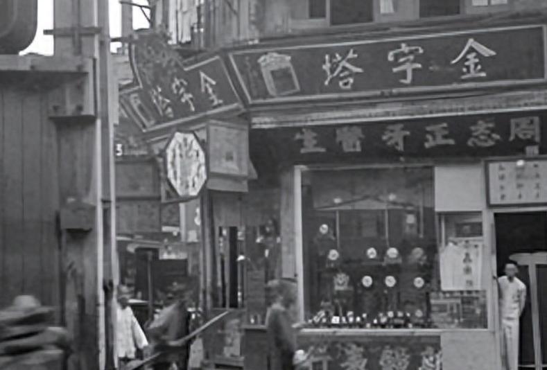 广西一犯人被枪决,广西一罪犯被押往刑场枪决