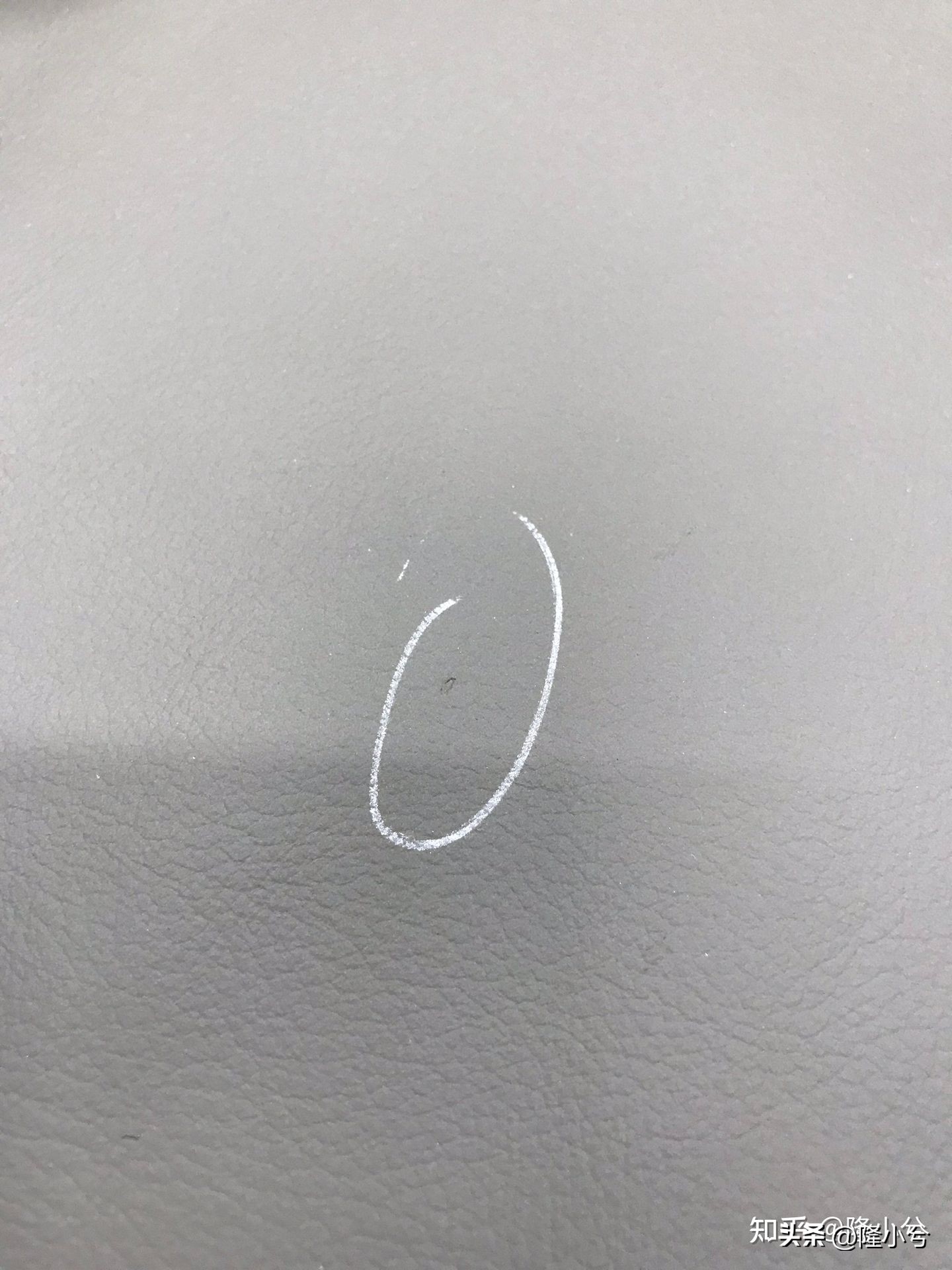 网上5千元的真皮沙发质量靠谱吗,奥左真皮沙发质量怎么样