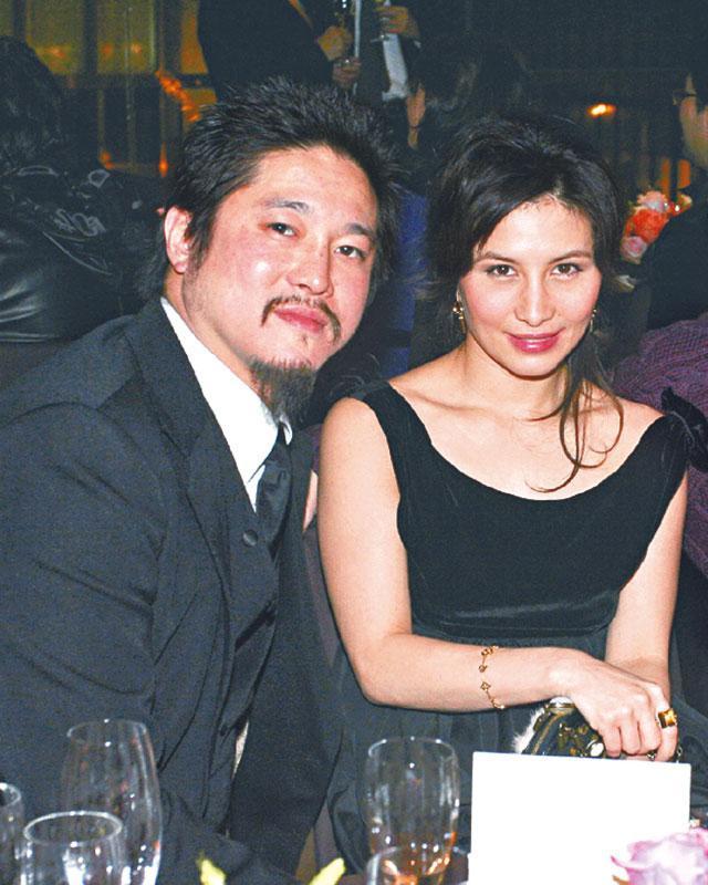 嫁入豪门的八大男星,8位明星娶外籍老婆