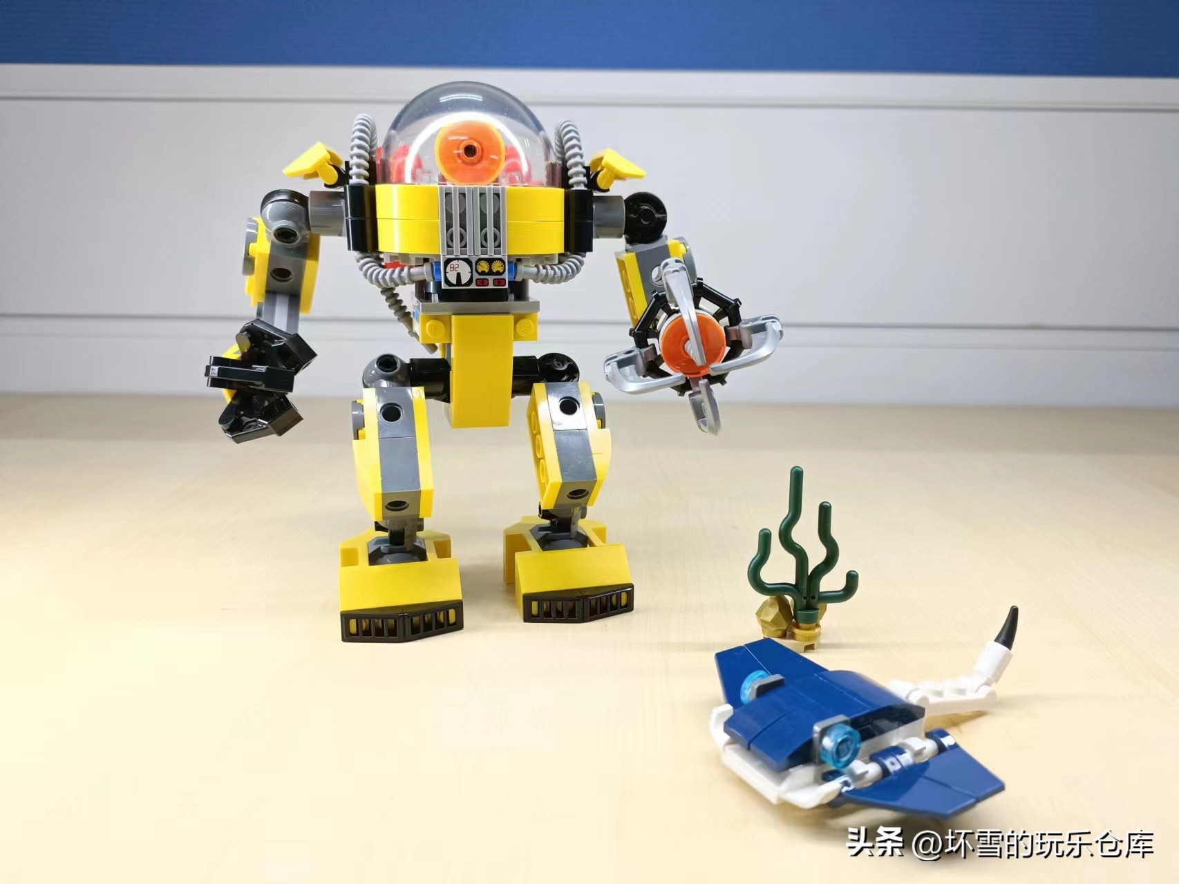 乐高31090水下机器人,乐高科技系列42037