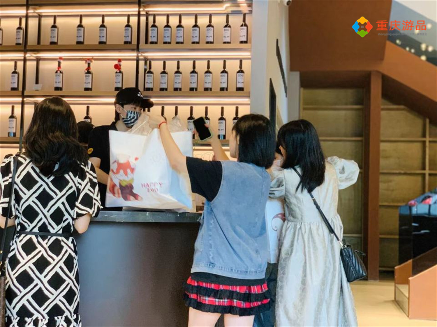 光与夜之恋婚礼场景图,光与夜之恋主题咖啡厅山东有么