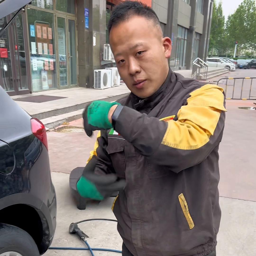 备胎说车轮胎更换方法,备胎更换轮胎全过程